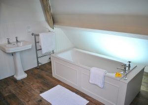 Bathroom adjoining Bedroom 7