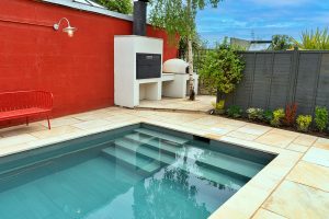 Party house in the Cotswolds with swimming pool